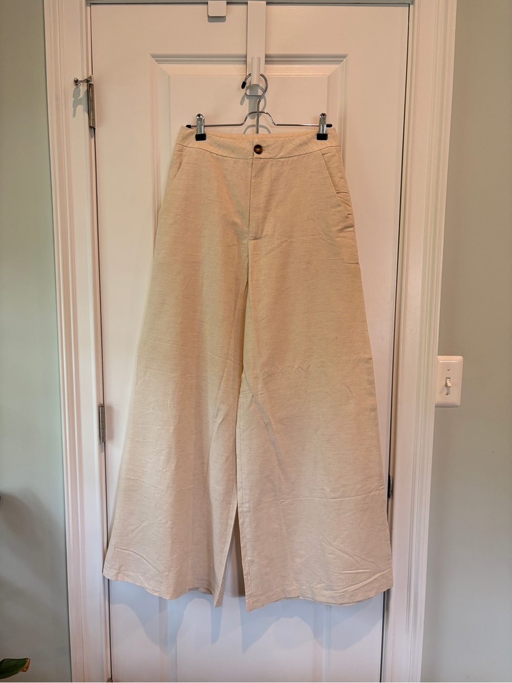 NWOT Maronie Cream Wide Leg Pants